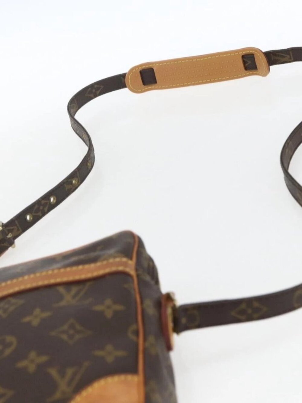 LOUIS VUITTON Monogram Danube Shoulder Bag M45266 LV Auth ka1334 - Picture 9 of 16